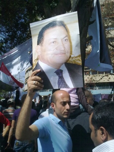 البوم ثورة 25 يناير من محبي الرئيس مبارك  Large_1238124452